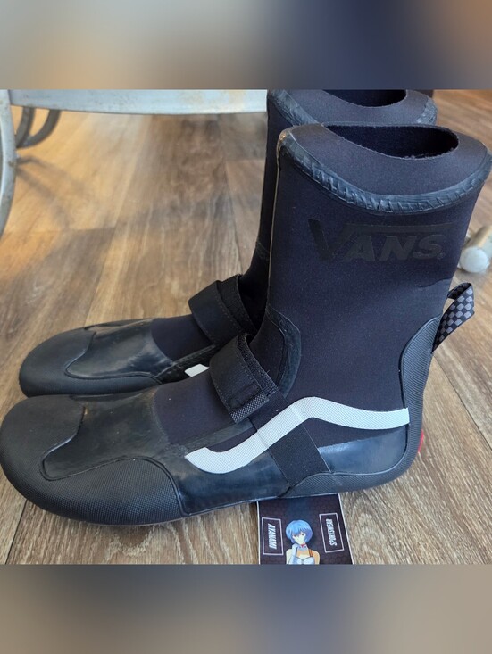 Vans Surf Boot 2 Hi V 5mm Neoprene Waterproof Boots with White